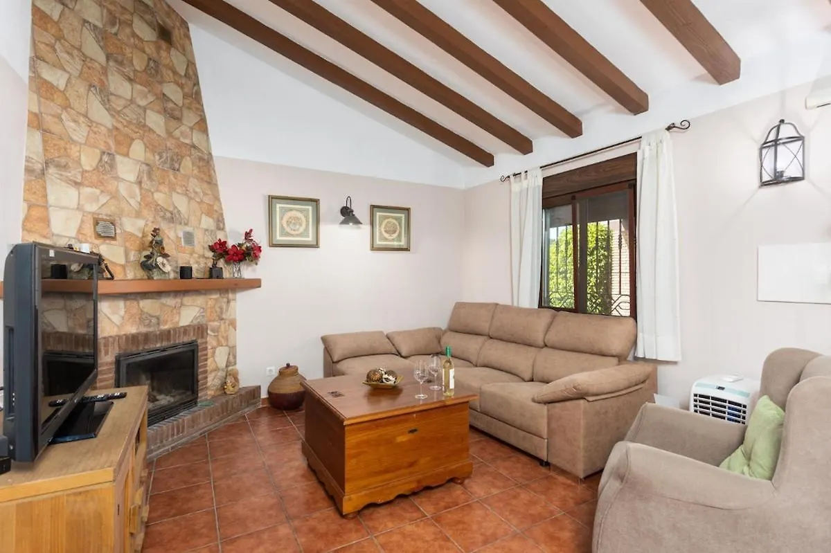 Villa In Nerja Big Garden Fantastic Pool